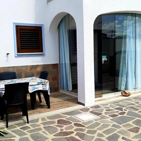 P I G O 's House *