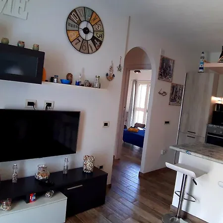 P I G O 's House